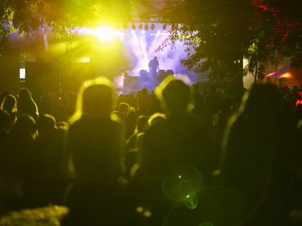 First Fridays: AMPLIFIED” Blends Music and Neuroscience in Electrifying Evening at NHM